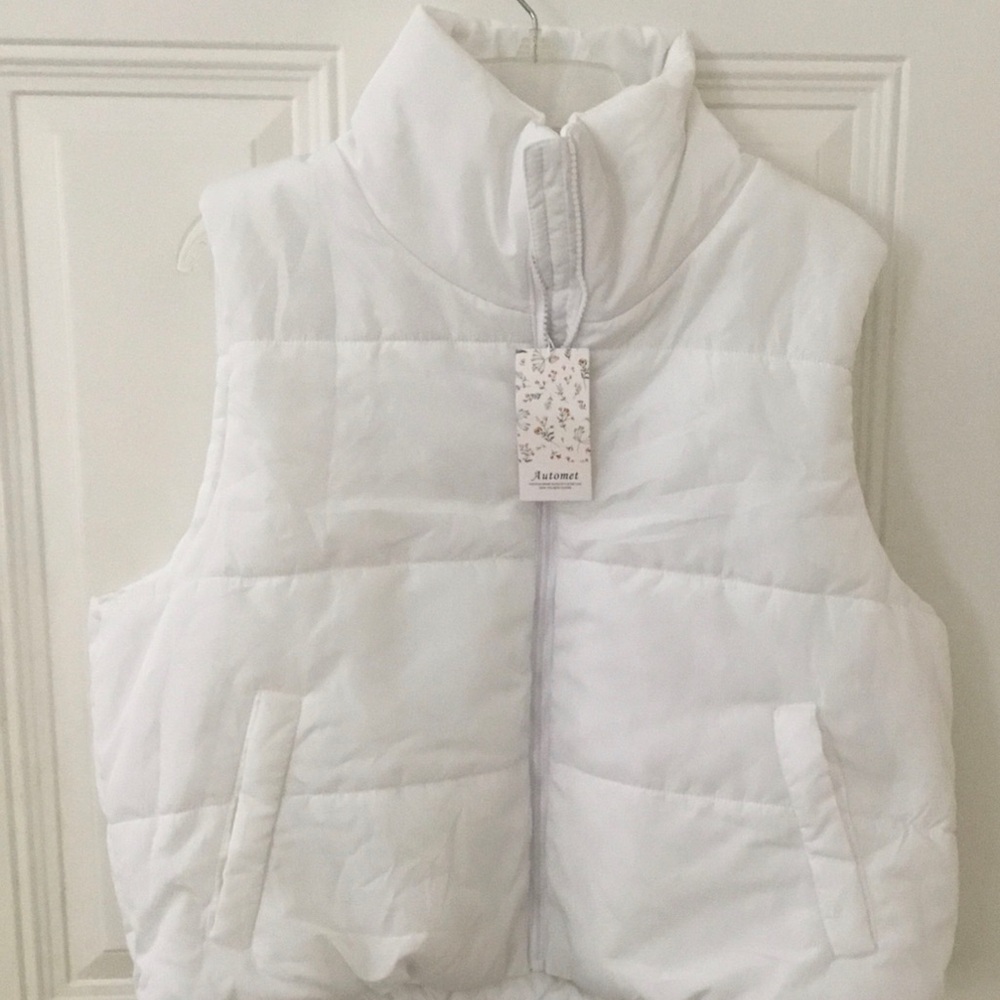 Women's White Quilted Puffer Vest - Lightweight Zip Front